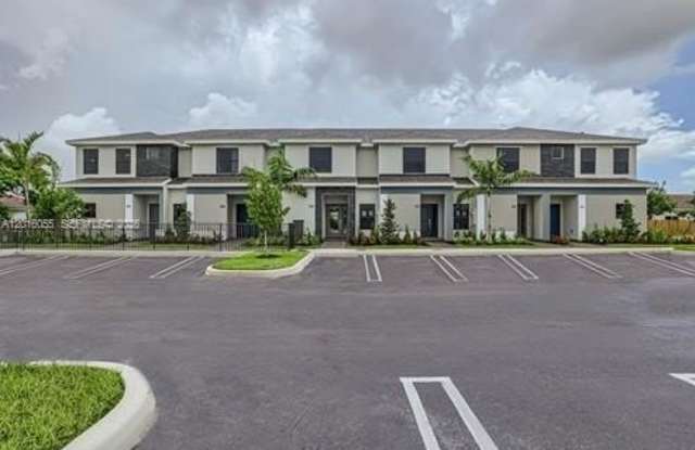 509 NE 1st Dr