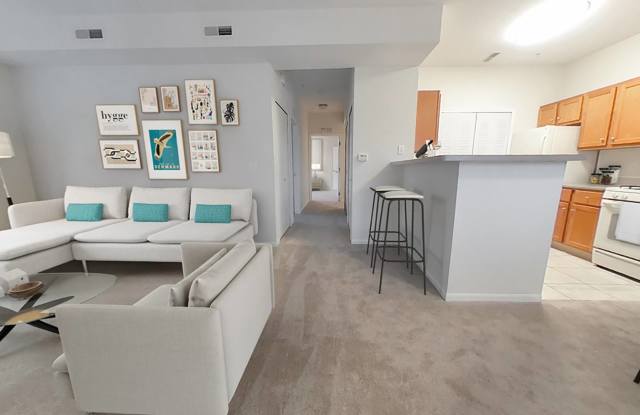 Cobblestone Court Apartments