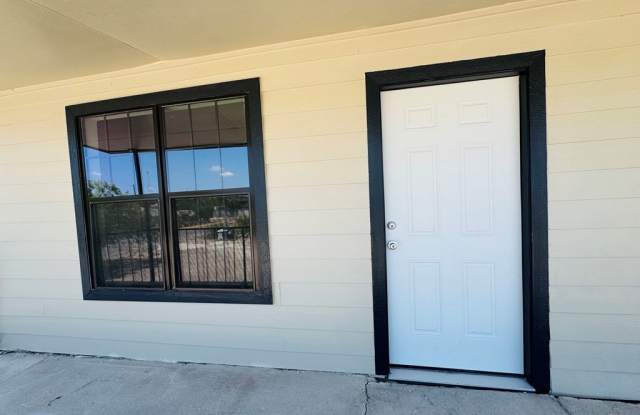 1925 Calle Coyunda Apt 3