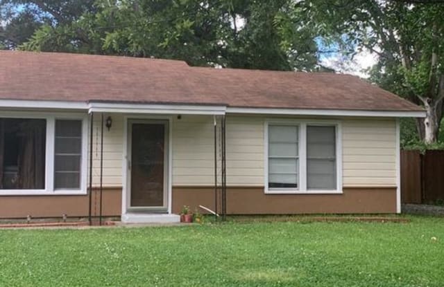 1840 Ridgecrest Dr - 1840 Ridgecrest Drive, Shreveport, LA 71118