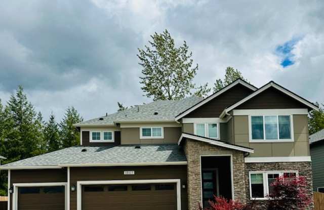 Brand New 4 Bedroom with an Office in Snohomish! photos photos