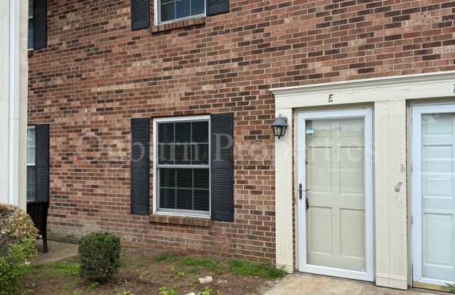 2350-E Bay Meadows Ct-2BR/1.5BA-Townhouse!!!
