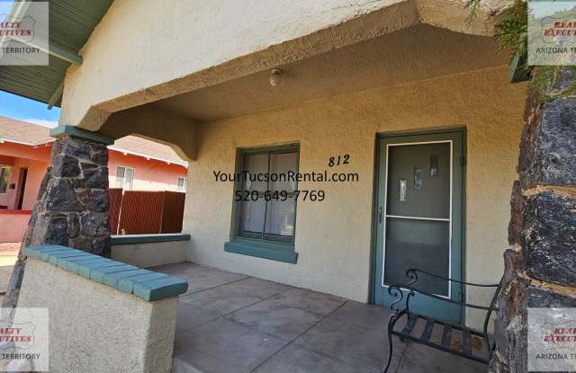 8th Street and Euclid - 1 bedroom 1 bath ready for move-in
