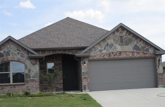 52 Kramer Lane - 52 Kramer Lane, Sanger, TX 76266