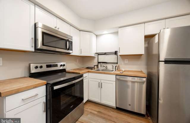 Photo of 1104 SAINT MICHAELS Court unit: 1104