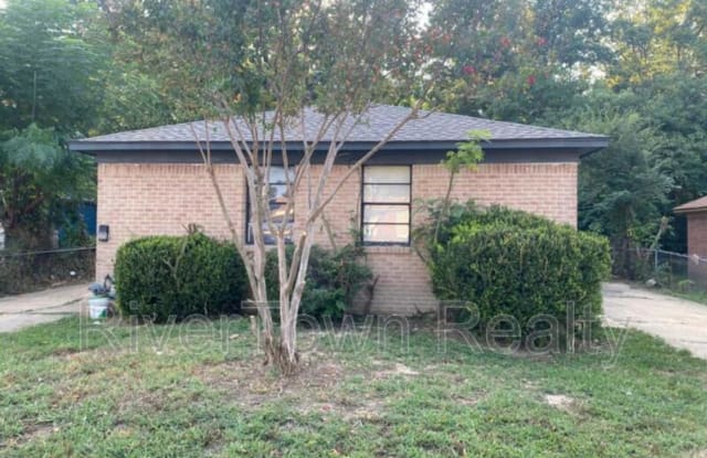 3251 Ford Rd - 3251 Ford Road, Memphis, TN 38109