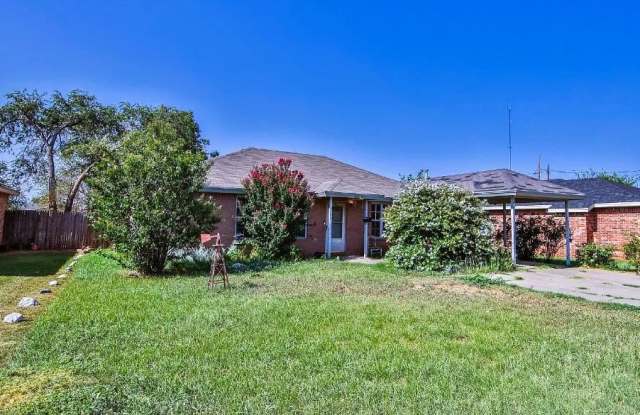 Photo of 2441 E 30th Street