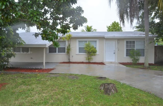 1561 SW 66th Ave - 1561 Southwest 66th Avenue, North Lauderdale, FL 33068