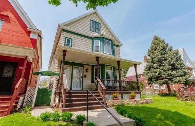 Photo of 2159 S 11th St