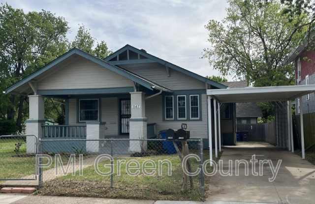 Photo of 1147 North Main Street