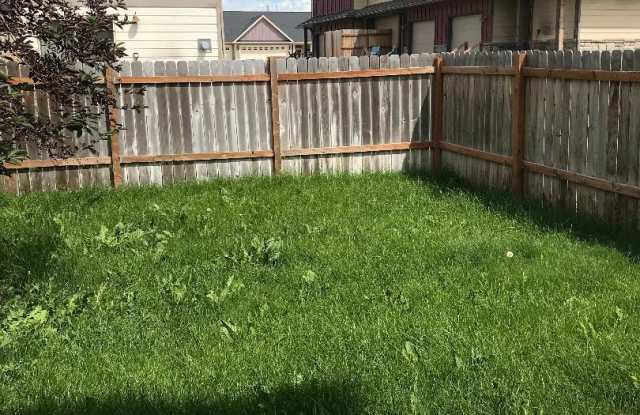 3 Bedrooms 2 1/2 Bathroom Bozeman Townhouse - Great Location