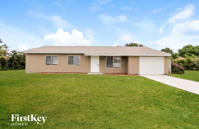 301 Southeast Whitmore Drive - 301 Southeast Whitmore Drive, Port St. Lucie, FL 34984