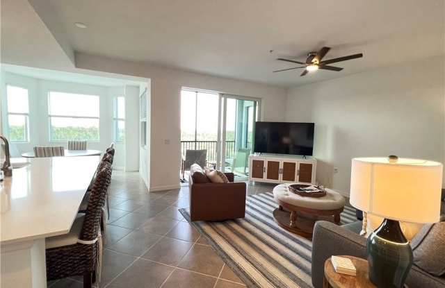 14121 Heritage Landing