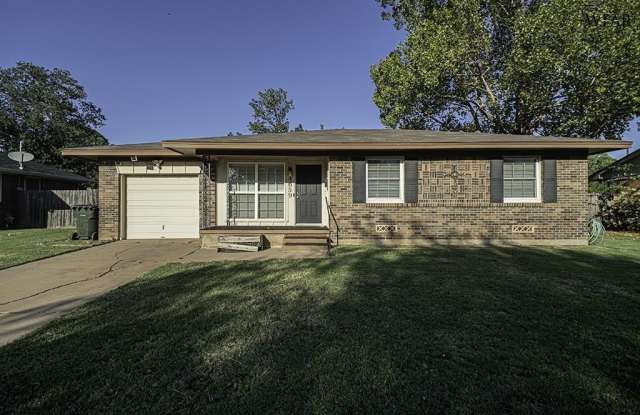 Photo of 4659 WOODLAWN DRIVE