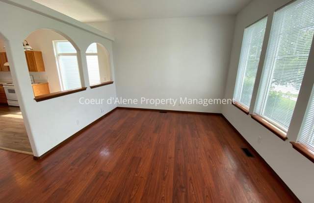 3 bed house in Sunshine Meadows!