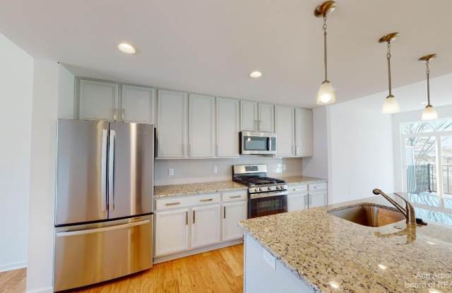 2721 Bristol Rdg Drive