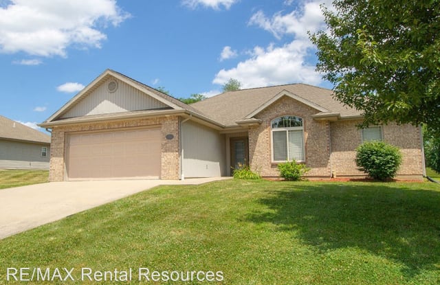 3906 Snow Leopard Dr - 3906 Snow Leopard Drive, Columbia, MO 65202