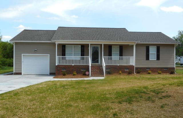 7402 Greenlawn Dr - 7402 Greenlawn Drive, Summerfield, NC 27358