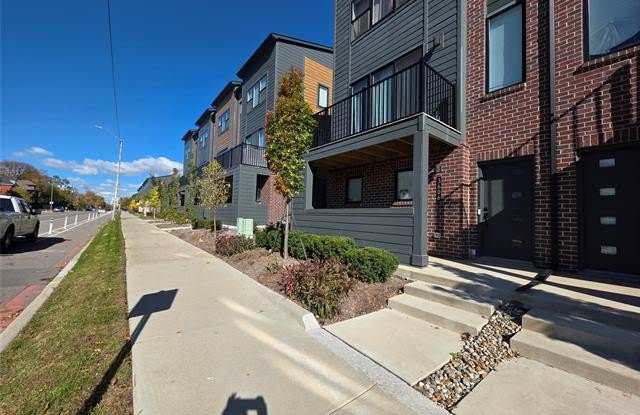 3604 Trumbull Street