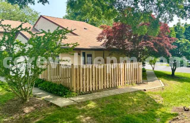 1906 Ardenwood Terrace