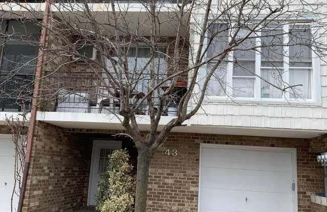 43 Lamped Loop unit: 3