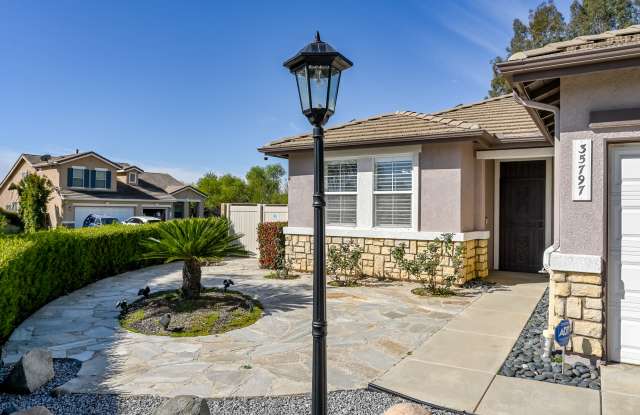 35797 Rosedown Lane - 35797 Rosedown Lane, Wildomar, CA 92595