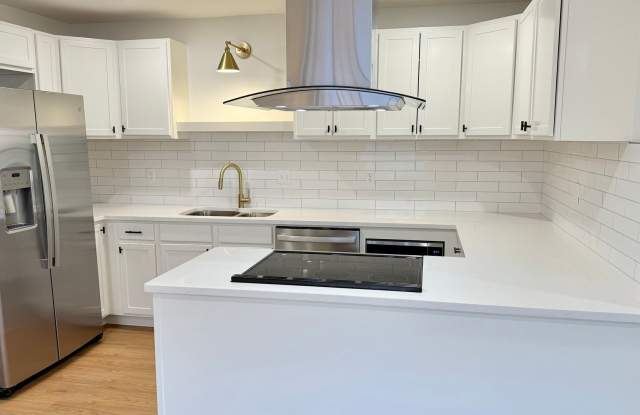 Fully Remodeled Home Near Penn and NW Expressway