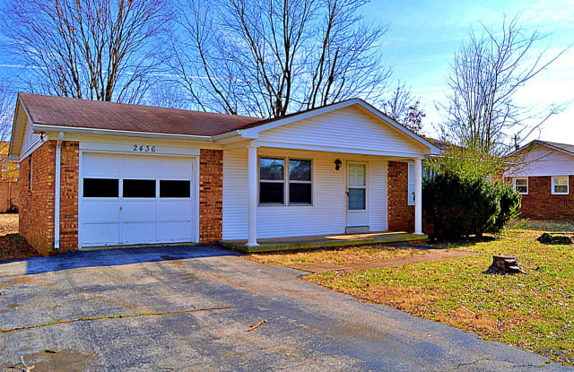 2436 Thoroughbred Dr - 2436 Thoroughbred Drive, Bowling Green, KY 42104