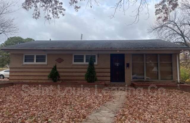 8029 Park Way Dr.