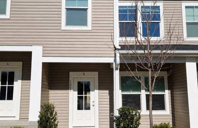 Brand New Townhome | 3 BR/2.5BA | 1-Car Garage | Near Downtown Mooresville