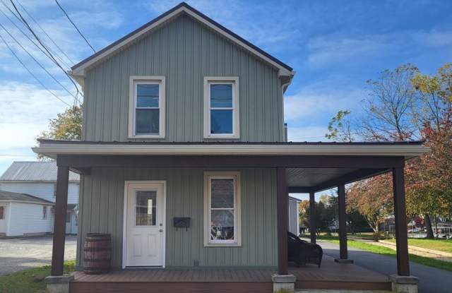 Photo of Fully Furnished Single Family Home In Akron
