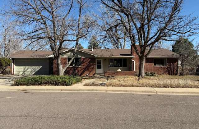 Open and Bright 3BD Home in Desirable Boulder Neighborhood