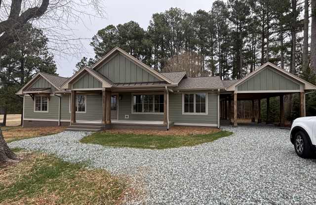 Photo of 215 Altamahaw Union Ridge Rd