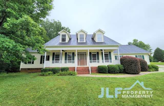 205 Oakview Drive
