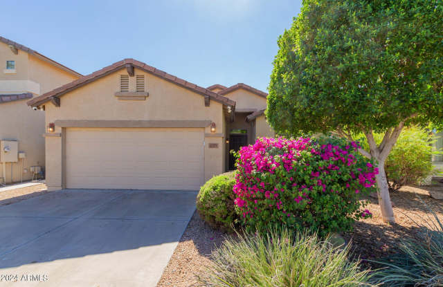 Photo of 17271 W SMOKEY Drive