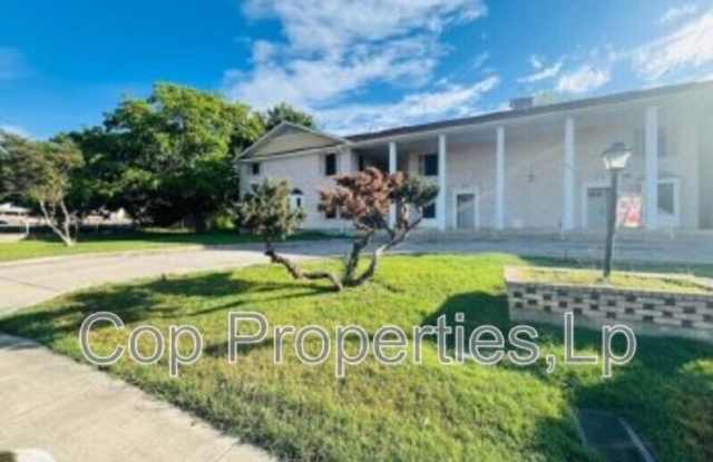 811 Jackson Keller Rd