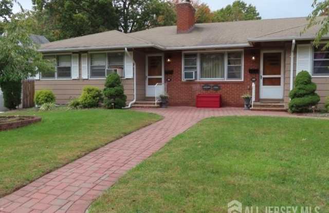 Photo of 1818 W 4th Street W