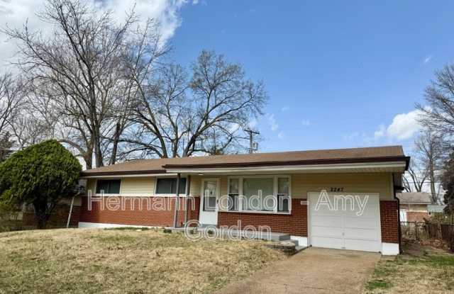 2247 Lovett Dr.