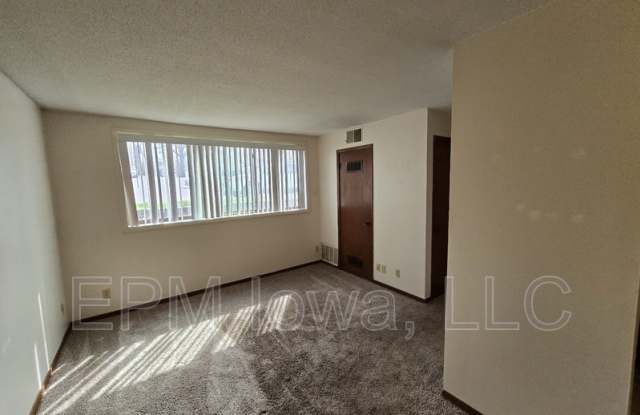 Windsor Manor North Apartments
