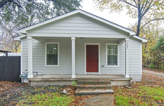 305 College Street