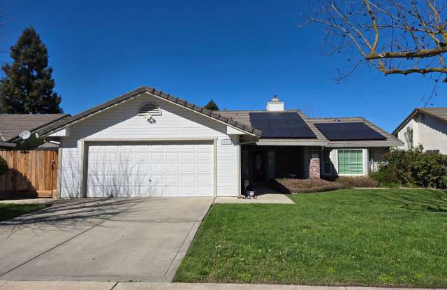 Charming 3BD/2BA Home in Quiet Cul-De-Sac with Solar & Included Landscaping