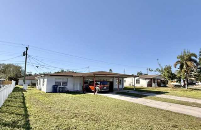 4410 19th Street Circle West - B