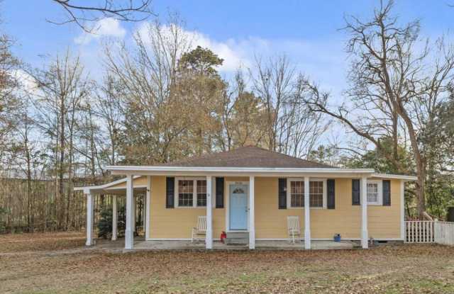 Photo of 1616 Adeline St