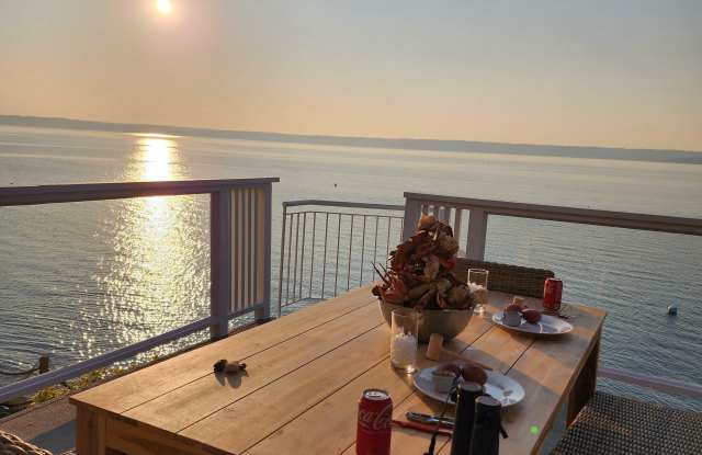 19118 Soundview Drive Northwest