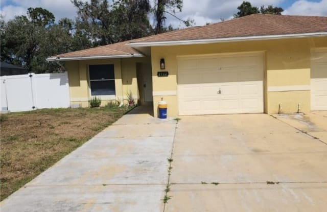 4722 30th Street SW - 4722 30th Street Southwest, Lehigh Acres, FL 33973