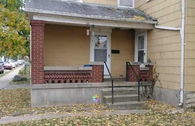 4 bed 1 bath freshly refurbished and ready for you!