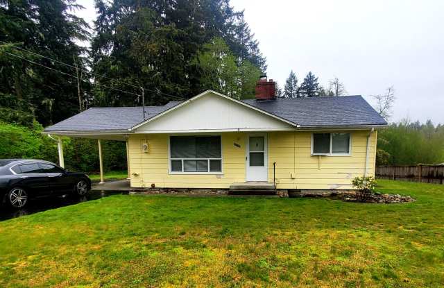 2 Bdrm, 1 bath, 832sf home in Spanaway $1795 photos photos