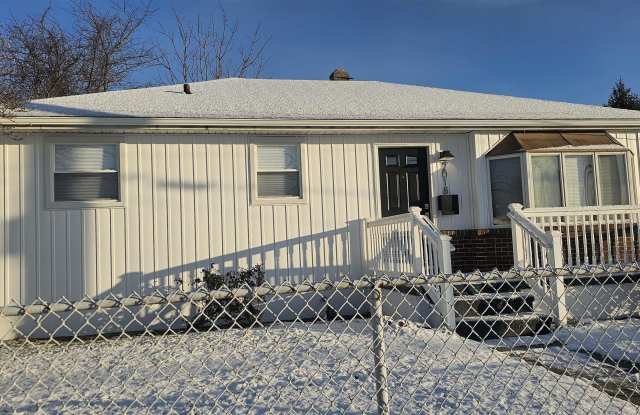 Photo of 2018 Horace Bryant Dr