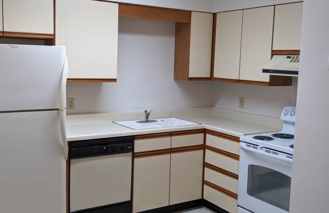 Photo of Howell Oaks