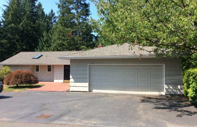 1653 104th Ave. SE - 1653 104th Avenue Southeast, Bellevue, WA 98004